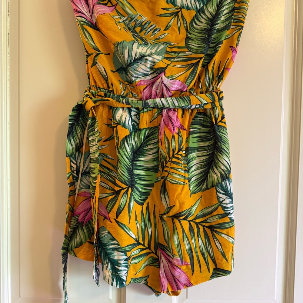 Tropical Leaf Print Romper - Picture 1 of 3